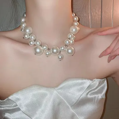 Gorgeous White Big Pearl Beads Choker Necklace